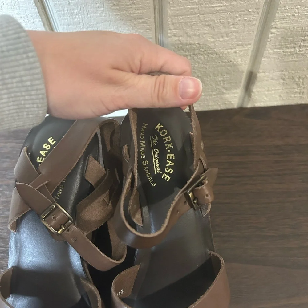 Kork Ease Ava Wedge Heel, size 8.